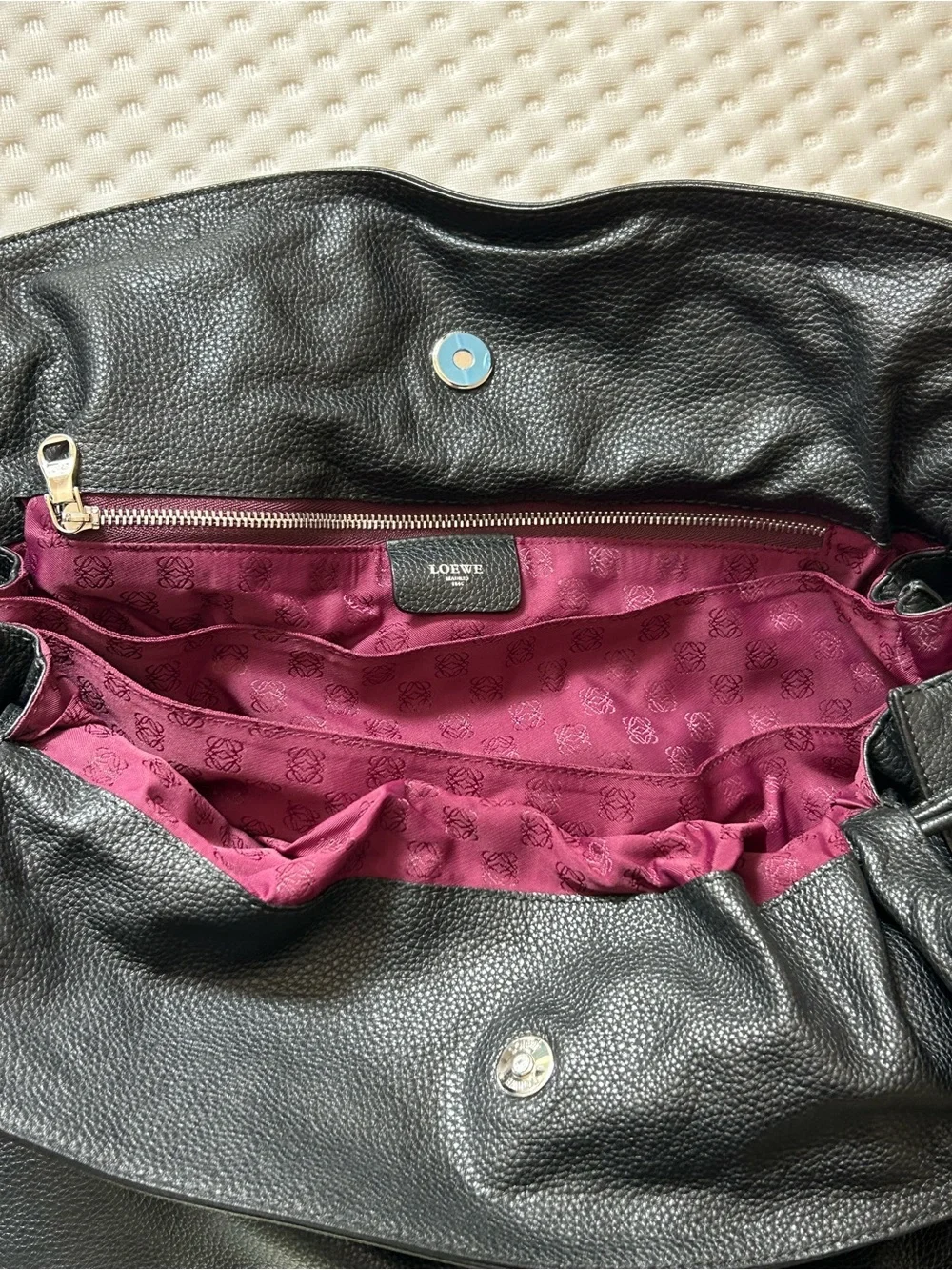 Loewe removable age this